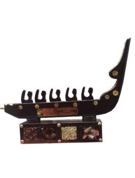 Chundan Vallam Spice Container : Kerala Snake Boat Miniature (Without Spice)